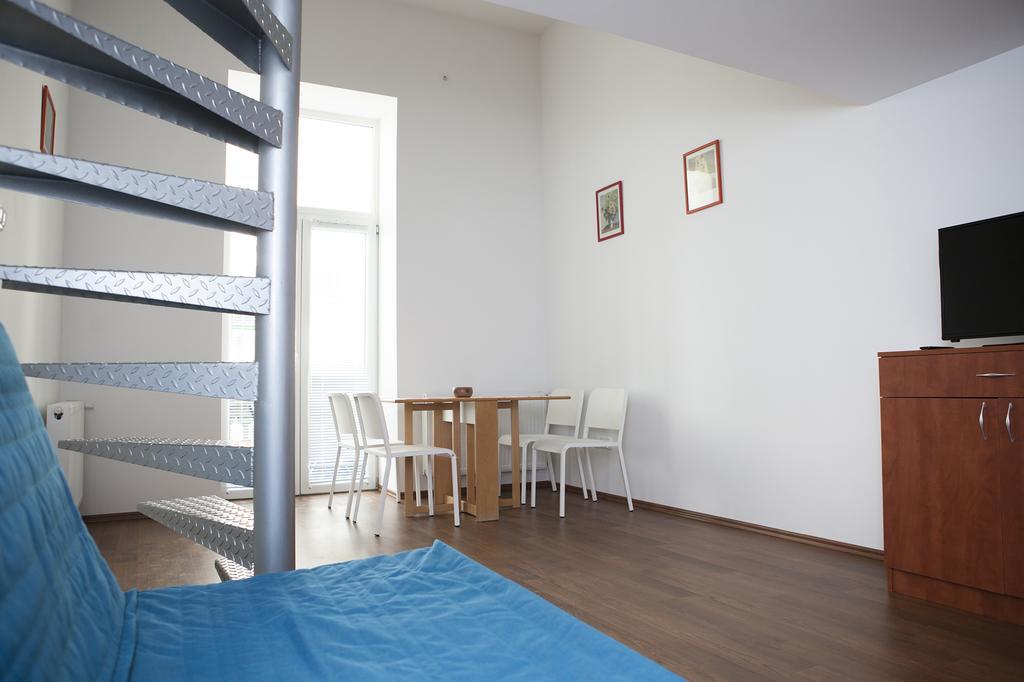 Cute Downtown Studios Budapest Exterior photo